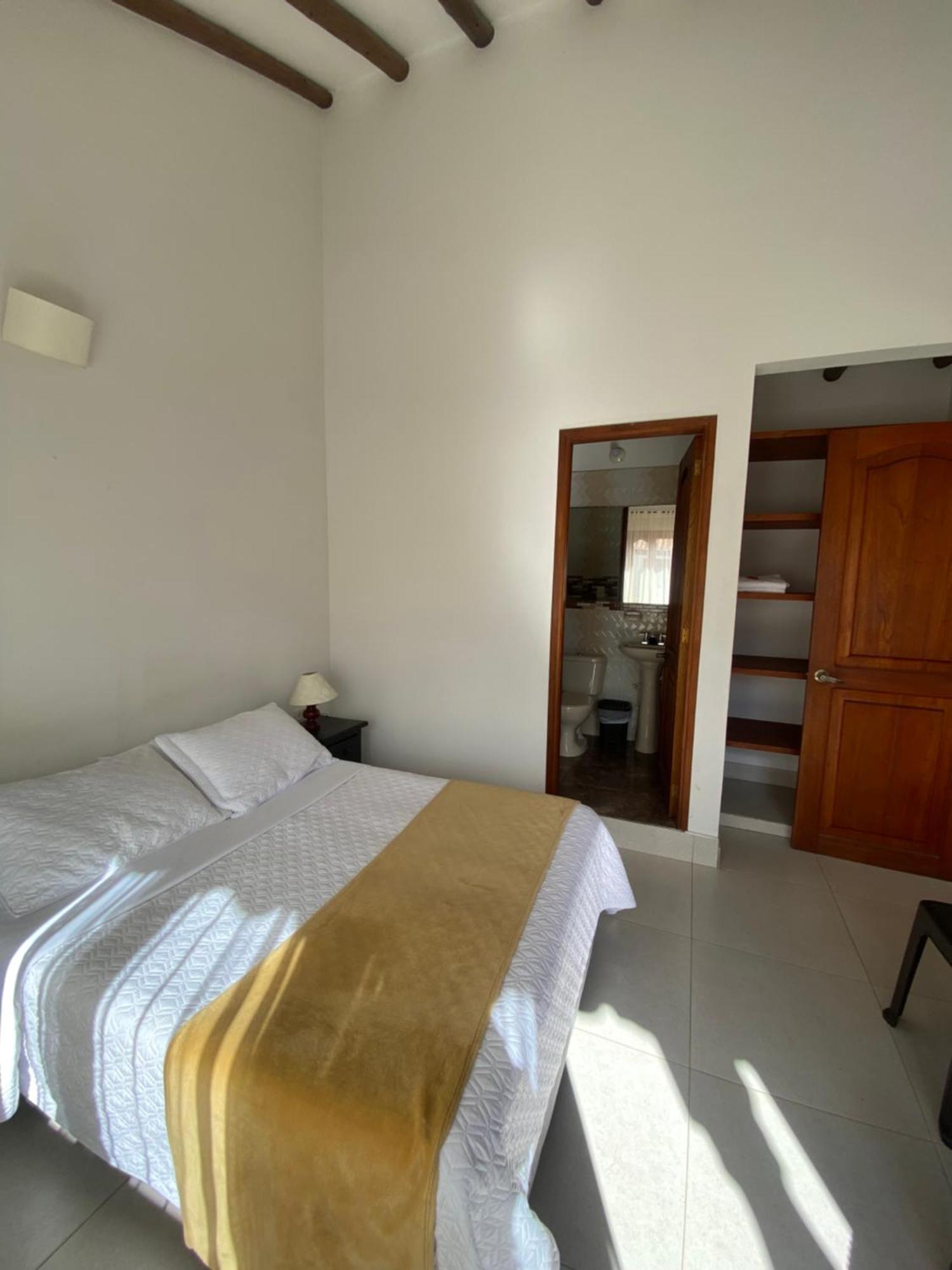 Hotel Monica